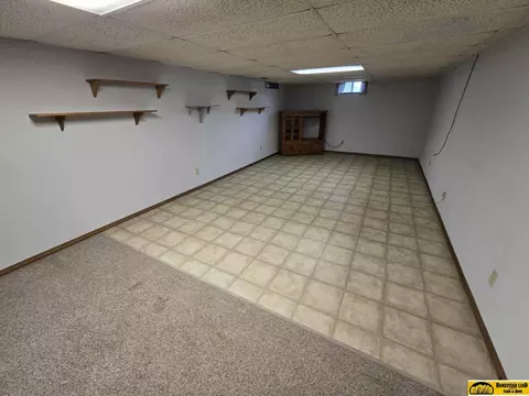 910 N 18th St, Beatrice, NE 68310 photo 14