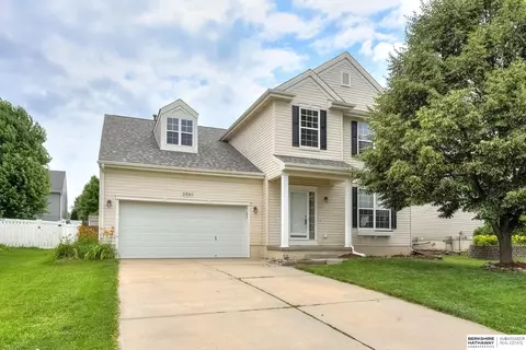 3941 S 191st St, Omaha, NE 68130