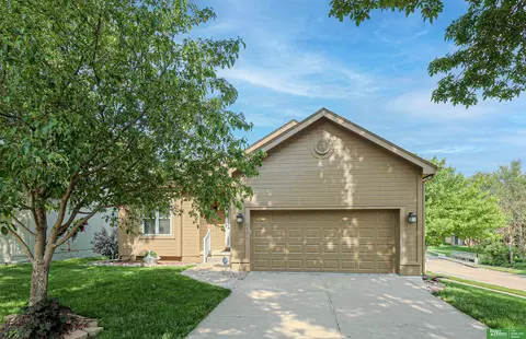 4121 S 179th Cir, Omaha, NE 68135