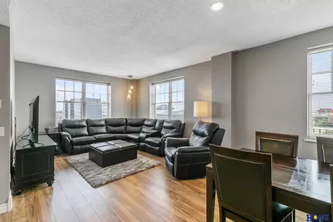 139 N 11th St #1101, Lincoln, NE 68508