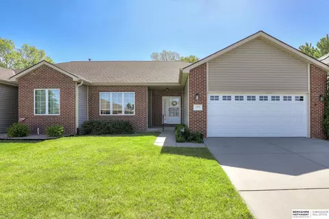 2810 Sissel Rd, Lincoln, NE 68516