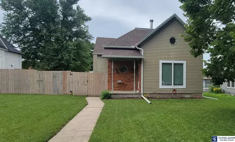 620 E 6th St, York, NE 68467