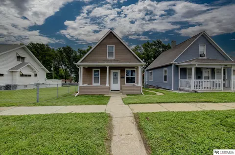 4543 S 40th St, Omaha, NE 68107