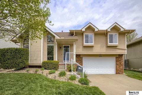 12928 Jessie Ave, Omaha, NE 68164