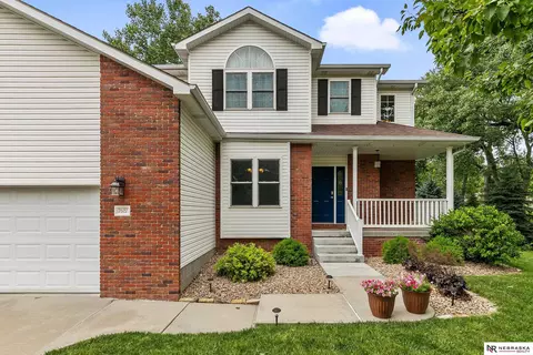 7527 Upton Grey Ln, Lincoln, NE 68516