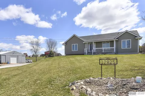 12825 S 223 St, Gretna, NE 68028