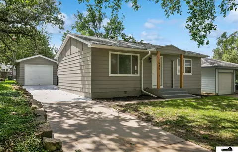 1635 N 32nd St, Lincoln, NE 68503