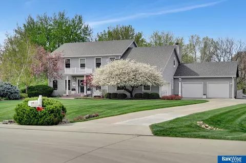 6801 S 66th St, Lincoln, NE 68516