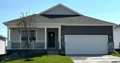 20501 Swallowtail St, Gretna, NE 68028