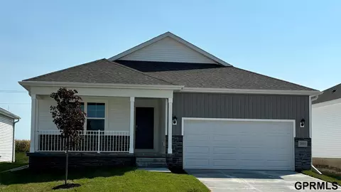 20505 Swallowtail St, Gretna, NE 68028
