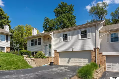 2311 S 118 Ct, Omaha, NE 68144