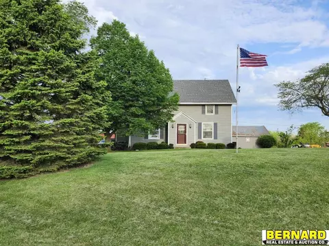 72535 635 Ave, Auburn, NE 68305