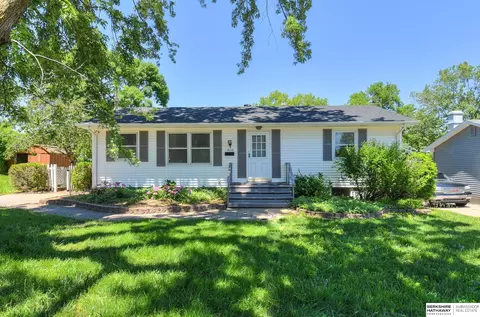12216 Arbor St, Omaha, NE 68144