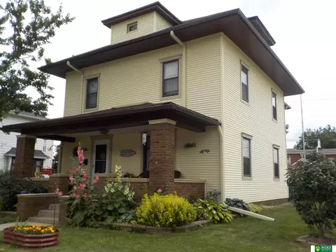 207 S 2nd St, Seward, NE 68434