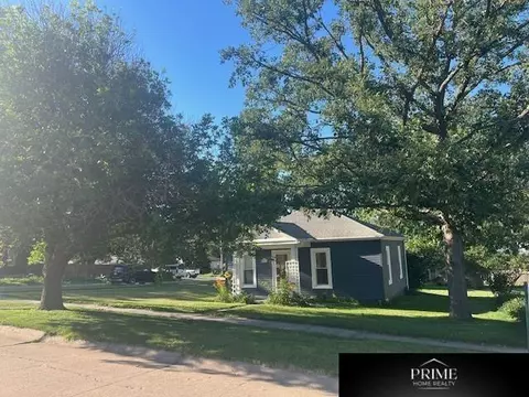 285 Locust St, Springfield, NE 68059 photo 10