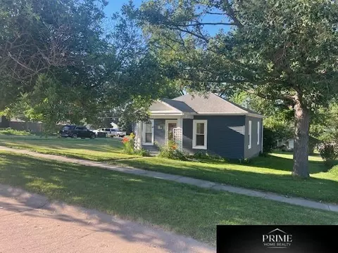 285 Locust St, Springfield, NE 68059 photo 11