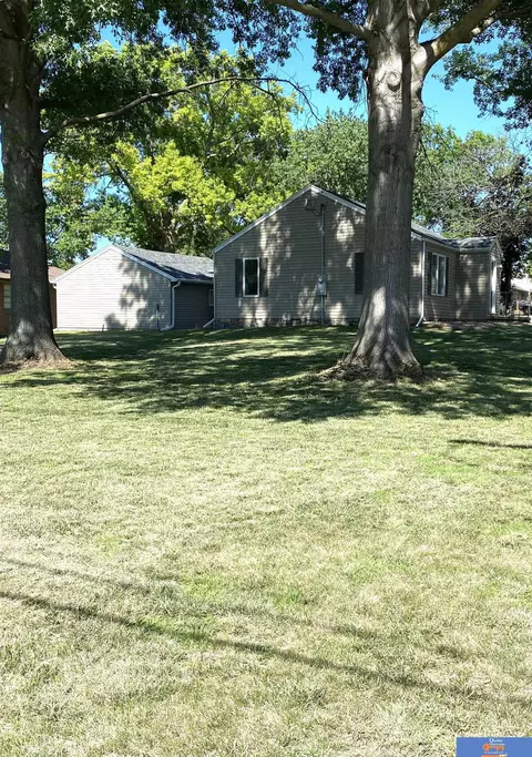 1501 N 11th St, Beatrice, NE 68310 photo 6