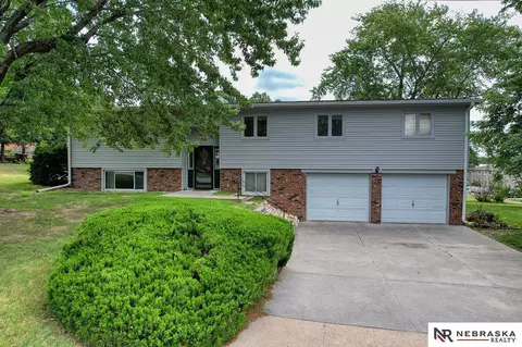 203 N 25th St, Ashland, NE 68003