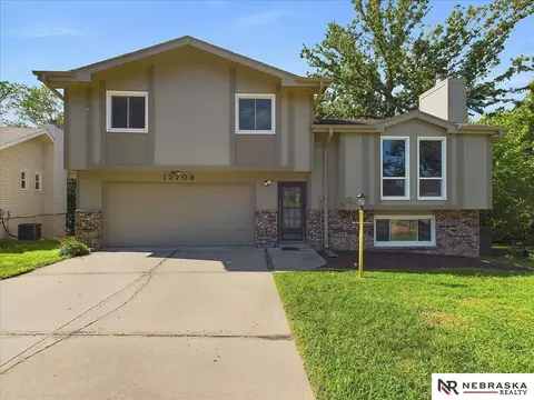 12708 S 38 St, Bellevue, NE 68123