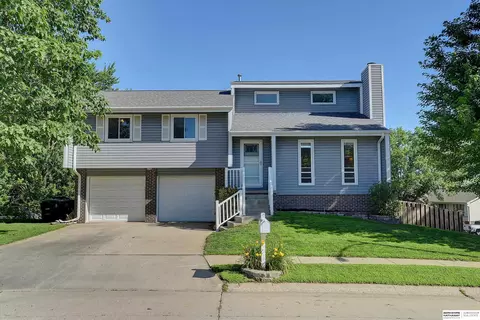 2220 N 127th Cir, Omaha, NE 68164