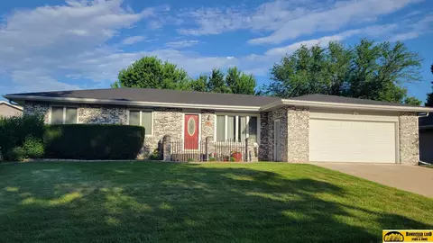 505 N 25th St, Beatrice, NE 68310