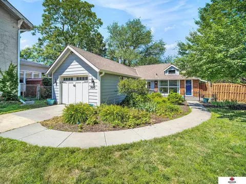 3015 S 35th St, Lincoln, NE 68506