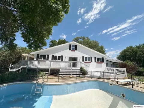 739 W Sumner Cir, Lincoln, NE 68522