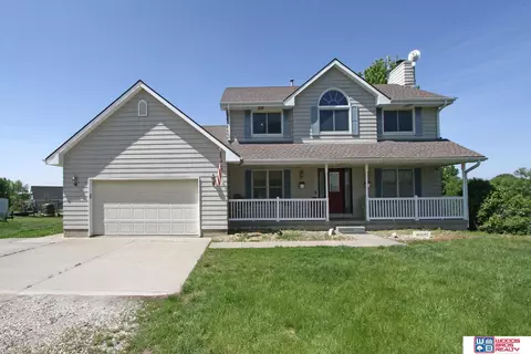 28785 S 96th St, Firth, NE 68358