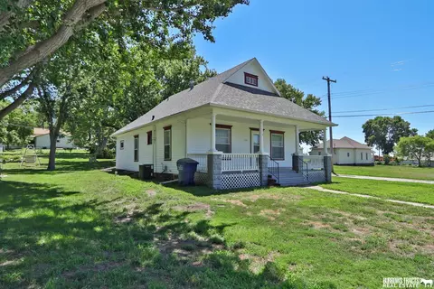 330 Washington St, Sterling, NE 68443