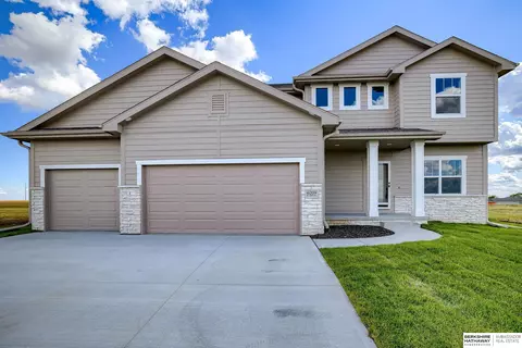 6209 N 208th St, Elkhorn, NE 68022