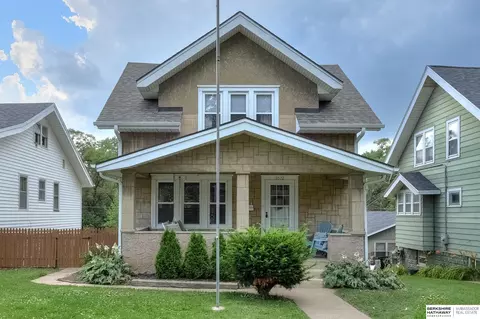 3072 S 34th St, Omaha, NE 68105