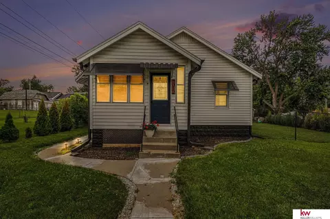 7012 S 36 St, Bellevue, NE 68147
