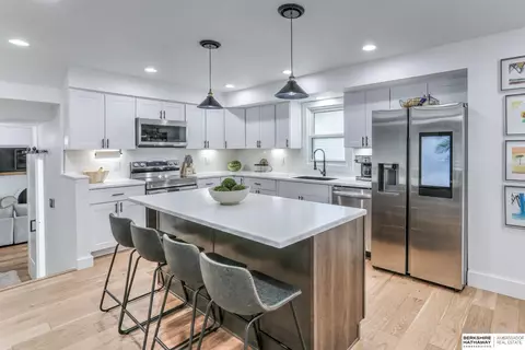 1010 S 217th Ave, Elkhorn, NE 68022