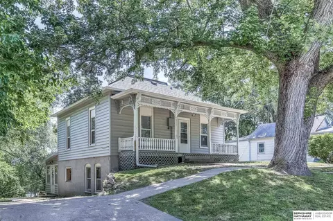 515 S 6 St, Plattsmouth, NE 68048