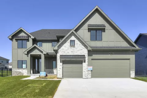 11356 N 170th St, Bennington, NE 68007