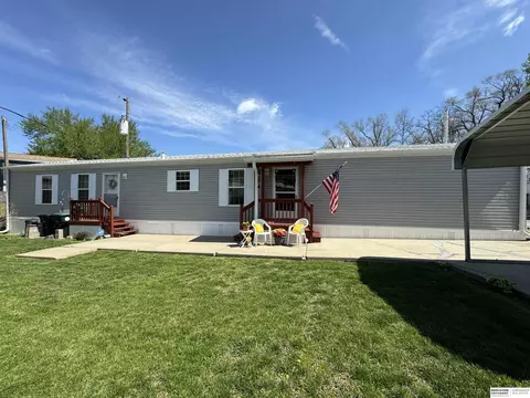 3701 Mckinley St #12A, Omaha, NE 68112