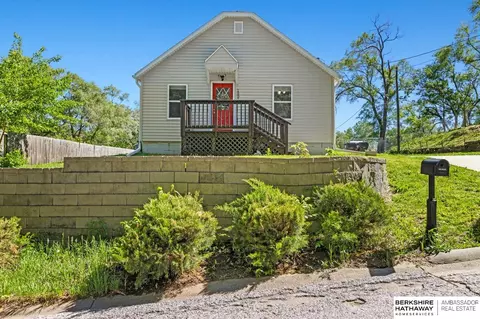1507 Thayer St, Plattsmouth, NE 68048