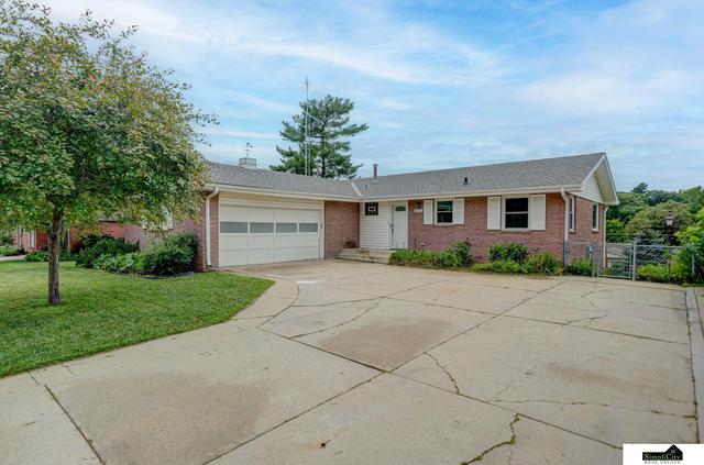 4141 S 31st St, Lincoln, NE 68502