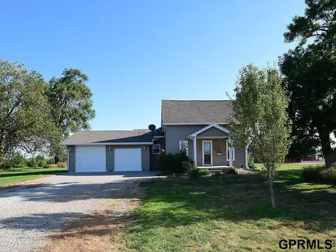 4276 Saltillo Rd, Friend, NE 68359