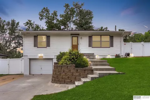 14227 Karl St, Omaha, NE 68137