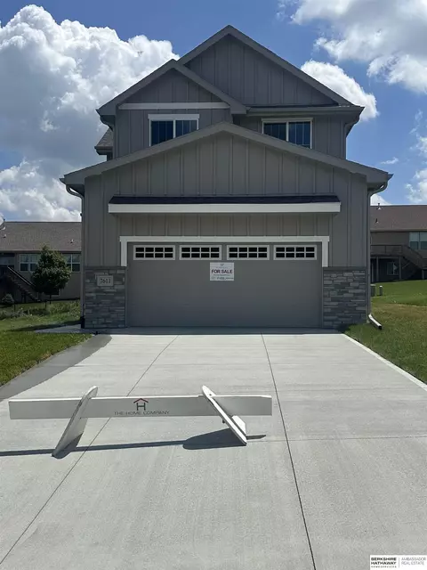 7611 N 116 Ave, Omaha, NE 68142