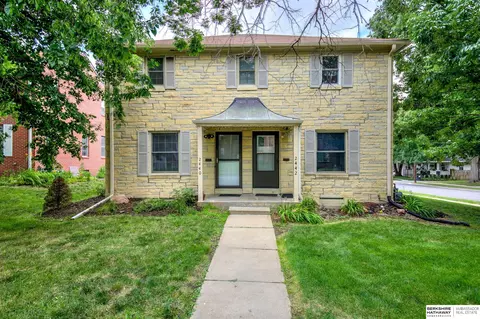 2440 A St, Lincoln, NE 68502