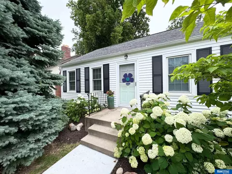 1435 Van Dorn St, Lincoln, NE 68502