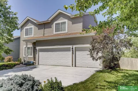 6731 N 148 St, Omaha, NE 68116