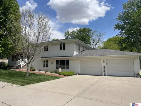 661 N State St, Osceola, NE 68651