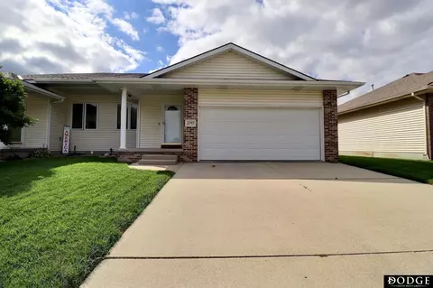 2545 Laverna St, Fremont, NE 68025