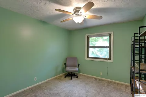 810 Kohl Rd, Bellevue, NE 68005 photo 17