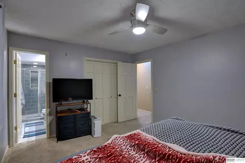 810 Kohl Rd, Bellevue, NE 68005 photo 11