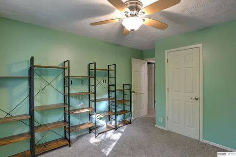 810 Kohl Rd, Bellevue, NE 68005 photo 18