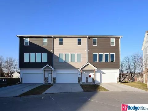 6868 S 182 Ct #115, Omaha, NE 68135